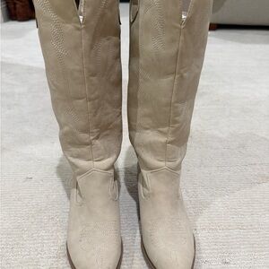 Soda Cream Heeled Western Boots Wide Calf